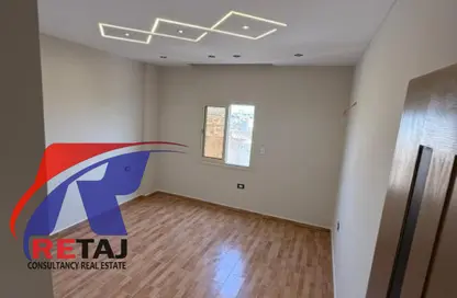 Apartment - 2 Bedrooms - 1 Bathroom for sale in Garden View - South Investors Area - New Cairo City - Cairo
