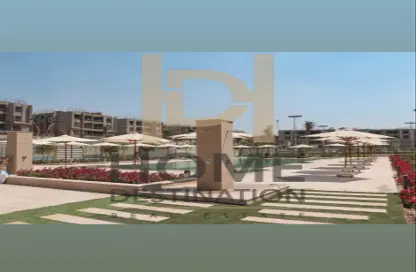 Apartment - 3 Bedrooms - 2 Bathrooms for sale in Moon Residences - Fifth Square - The 5th Settlement - New Cairo City - Cairo