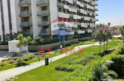 Apartment - 2 Bedrooms - 3 Bathrooms for sale in Al Burouj Compound - El Shorouk Compounds - Shorouk City - Cairo