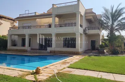 فيلا - 8 غرف نوم - 6 حمامات للبيع في جولف السليمانية - طريق مصر اسكندرية الصحراوي - مدينة 6 أكتوبر - الجيزة