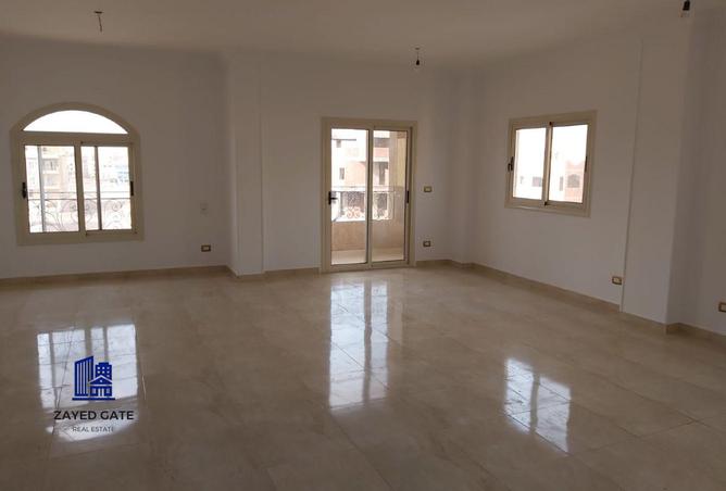 8290398 - Property Image 2