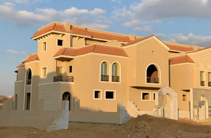 Villa - 4 Bedrooms - 3 Bathrooms for sale in Ivy Residence - El Shorouk Compounds - Shorouk City - Cairo