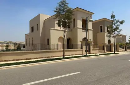 فيلا - 4 غرف نوم - 4 حمامات للبيع في ليفانا - اب تاون كايرو - المقطم - القاهرة