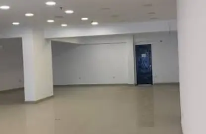 Apartment - 3 Bedrooms - 1 Bathroom for rent in Al Mansoura - Al Daqahlya