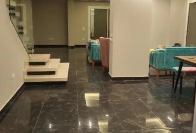 8034704 - Property Image 3