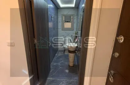 Apartment - 3 Bedrooms - 3 Bathrooms for rent in Galleria Moon Valley - South Investors Area - New Cairo City - Cairo