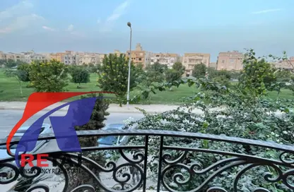 Apartment - 3 Bedrooms - 2 Bathrooms for rent in Omar Makram St. - Al Narges 6 - Al Narges - New Cairo City - Cairo