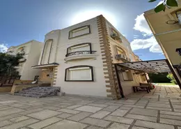 Villa - 5 Bedrooms - 6 Bathrooms for sale in 7th District - Sheikh Zayed City - Giza
