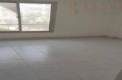 شقة - 3 غرف نوم - 2 حمامات للايجار في شارع ام كلثوم - الرحاب المرحلة الثالثة - الرحاب - مدينة القاهرة الجديدة - القاهرة