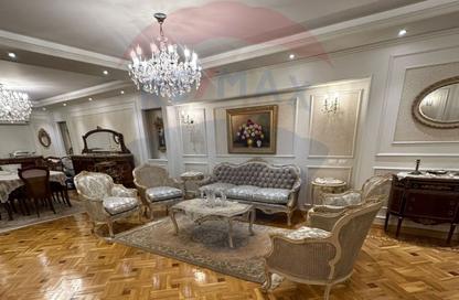 Apartment - 3 Bedrooms - 3 Bathrooms for sale in Kamal Eldin Salah St. - Smouha - Hay Sharq - Alexandria
