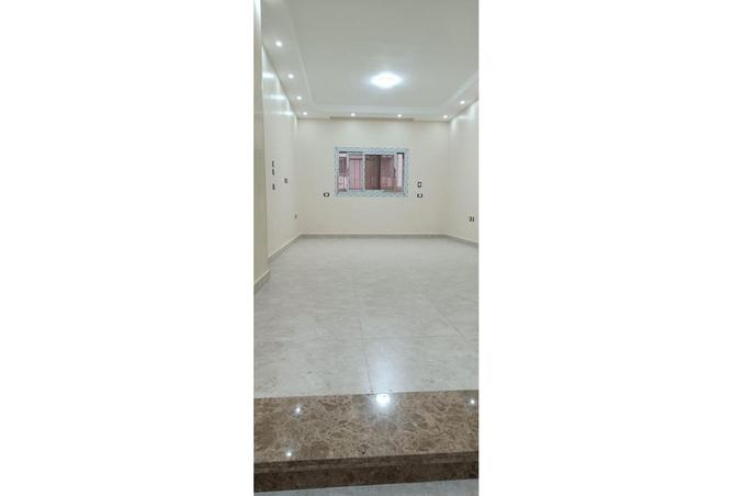 8182864 - Property Main Image