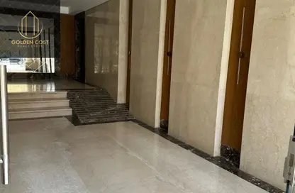 شقة - 2 غرف نوم - 3 حمامات للايجار في وان جولدن سكوير مول - التجمع الخامس - مدينة القاهرة الجديدة - القاهرة