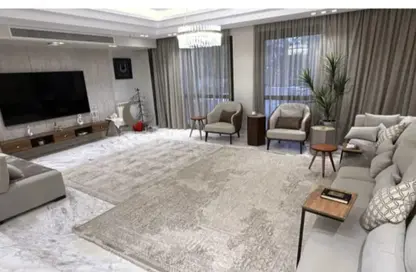 Villa - 4 Bedrooms - 4 Bathrooms for sale in Hood 6 Side St. - Green Belt - 6 October City - Giza