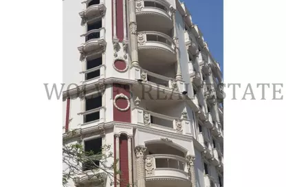 Apartment - 3 Bedrooms - 2 Bathrooms for sale in Mohamed Farid St. - El Hegaz Square - El Nozha - Cairo