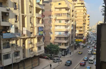 شقة - 3 غرف نوم - 2 حمامات للبيع في لوران - حي شرق - الاسكندرية