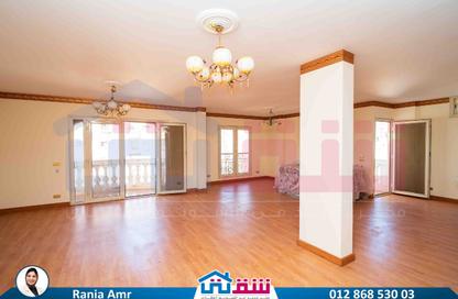 Duplex - 3 Bedrooms - 2 Bathrooms for sale in Al Fath St. - Fleming - Hay Sharq - Alexandria