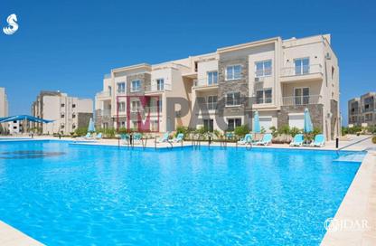 Chalet - 2 Bedrooms - 2 Bathrooms for sale in Sea View - Ras Al Hekma - North Coast