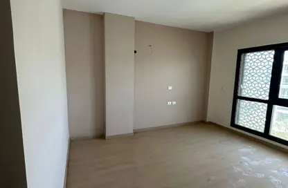 Apartment - 3 Bedrooms - 2 Bathrooms for sale in The Address East - 90 Street - The 5th Settlement - New Cairo City - Cairo