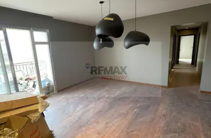 شقة - 3 غرف نوم - 3 حمامات للايجار في أكتوبر بلازا - كمبوندات 6 أكتوبر - مدينة 6 أكتوبر - الجيزة