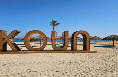 Chalet - 2 Bedrooms - 2 Bathrooms for sale in Koun - Ras Al Hekma - North Coast