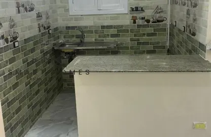 شقة - 2 غرف نوم - 1 حمام للبيع في شارع 10 - الحي الحادي عشر - الشيخ زايد - الجيزة