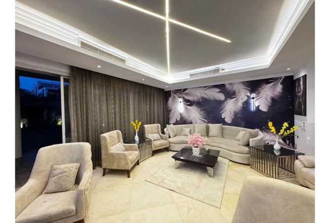 8382367 - Property Image 3