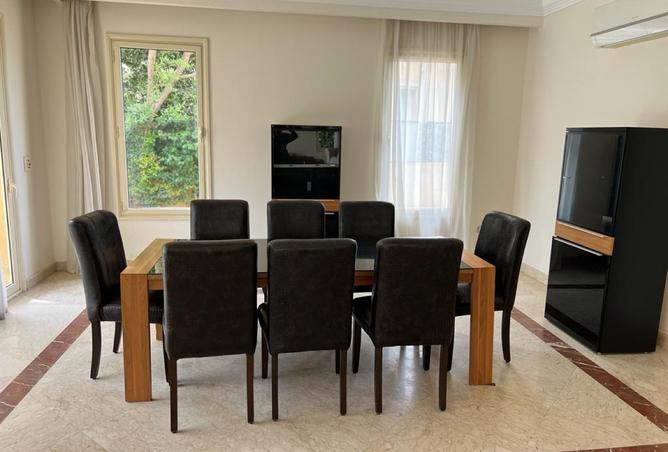 8273980 - Property Image 2