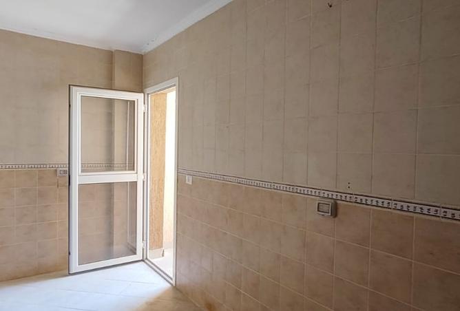 8161717 - Property Image 2