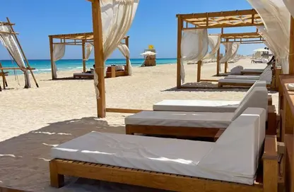 شاليه - 2 غرف نوم - 2 حمامات للبيع في سيشور - راس الحكمة - الساحل الشمالي