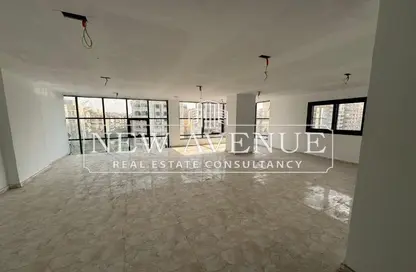 Office Space - Studio - 3 Bathrooms for sale in Beirut St. - Al Gamea Square - Heliopolis - Masr El Gedida - Cairo