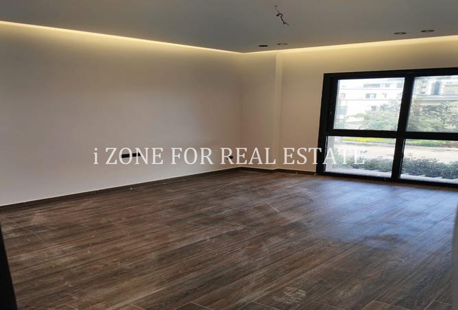 8395421 - Property Image 3