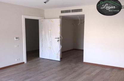 Apartment - 3 Bedrooms - 4 Bathrooms for sale in New Giza - Cairo Alexandria Desert Road - 6 October City - Giza