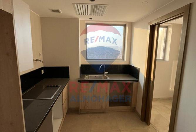 8364746 - Property Image 2