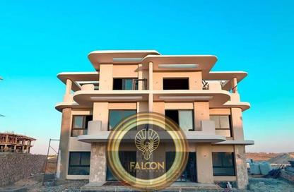 Chalet - 2 Bedrooms - 2 Bathrooms for sale in Koun - Ras Al Hekma - North Coast