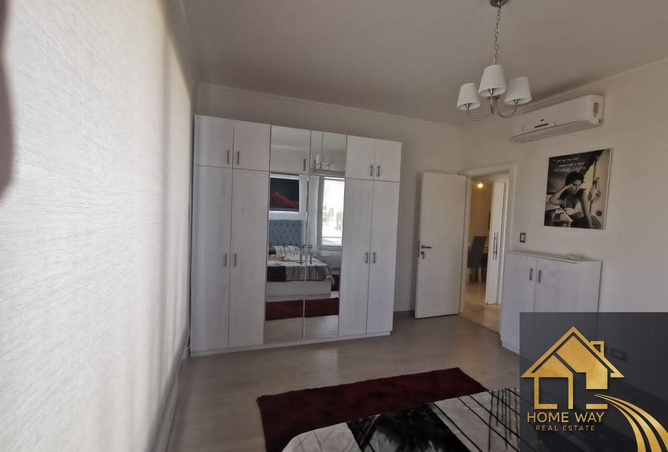 8098874 - Property Image 3