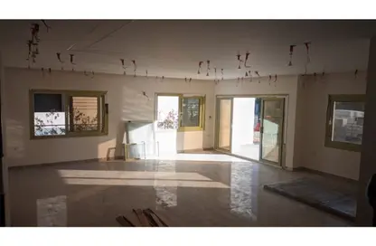 Townhouse - 3 Bedrooms - 3 Bathrooms for rent in Madinaty - Cairo