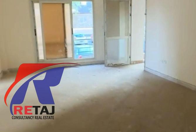 8274958 - Property Image 2