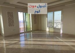 شقة - 4 غرف نوم - 2 حمامات for للايجار in المنطقة السياحية - الحي المتميز - مدينة 6 أكتوبر - الجيزة