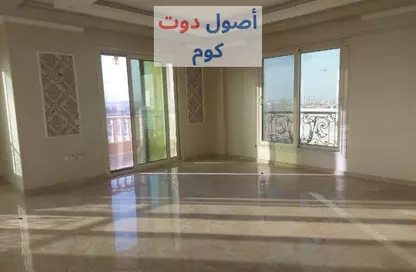 Apartment - 4 Bedrooms - 2 Bathrooms for rent in Touristic Zone - Al Motamayez District - 6 October City - Giza