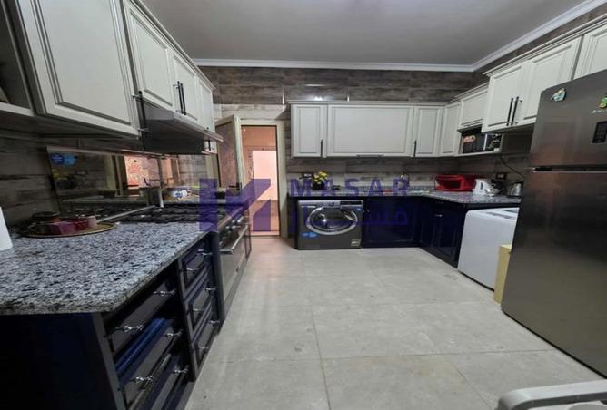 8339210 - Property Image 2