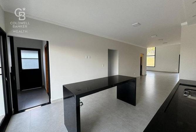 8139989 - Property Image 2