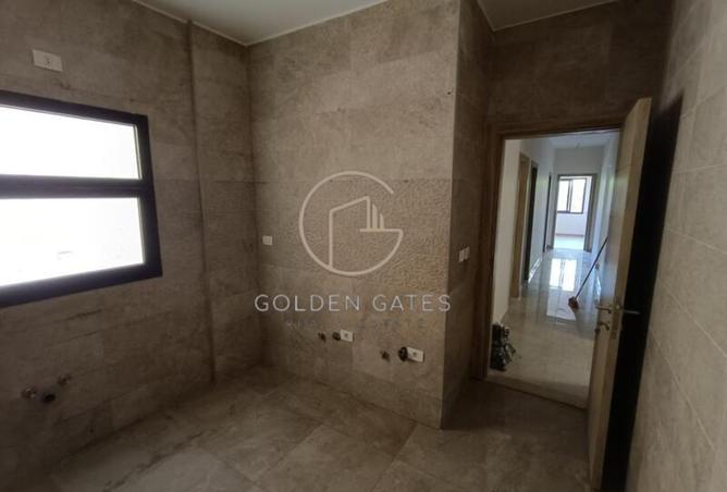 8369711 - Property Image 3