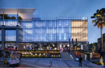 Retail - Studio - 3 Bathrooms for sale in Golden Gate - South Teseen St. - The 5th Settlement - New Cairo City - Cairo
