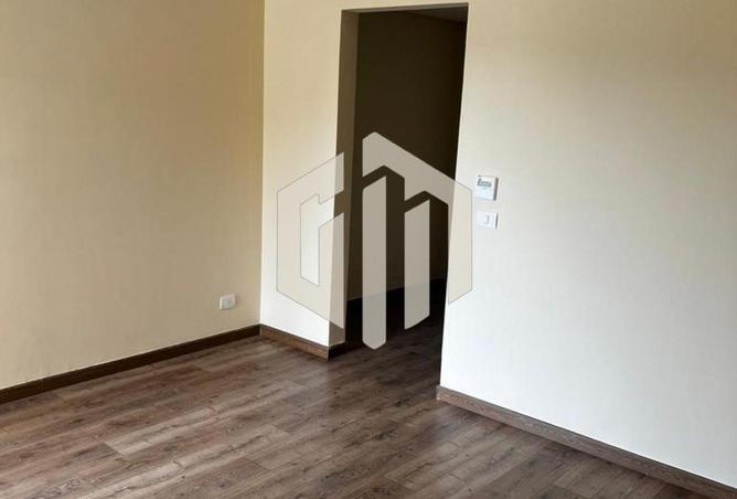 8039492 - Property Image 3