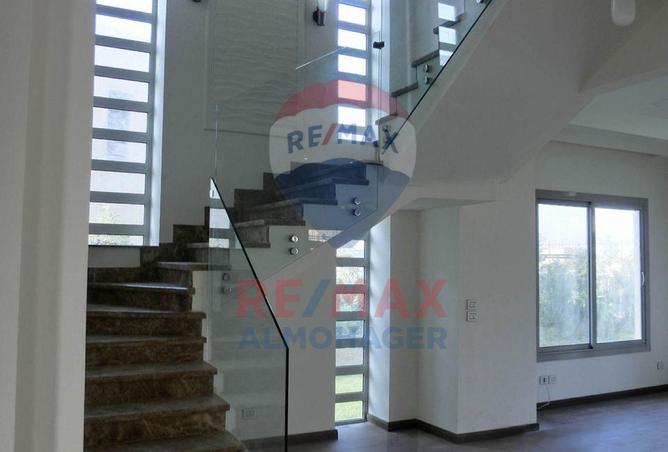 8023805 - Property Image 2