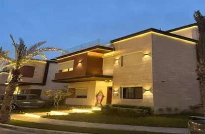 Townhouse - 7 Bedrooms - 6 Bathrooms for sale in New Cairo Centre - North Teseen St. - The 5th Settlement - New Cairo City - Cairo
