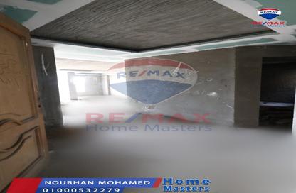 Apartment - 3 Bedrooms - 2 Bathrooms for sale in Al Gomhoria Street - Al Mansoura - Al Daqahlya