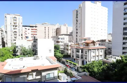 محل تجاري - استوديو للايجار في شارع السيدة سكينة إبنت الحسين - كفر عبده - رشدي - حي شرق - الاسكندرية