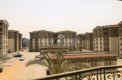 Apartment - 3 Bedrooms - 2 Bathrooms for sale in Al Andalus District - New Cairo City - Cairo