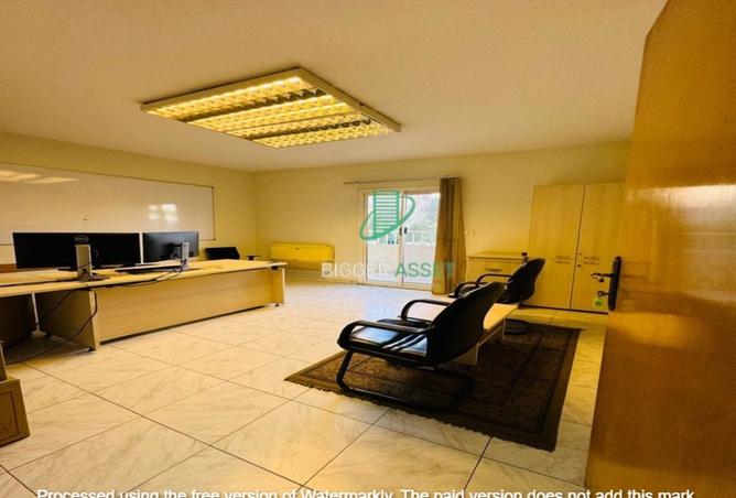 8175207 - Property Image 3